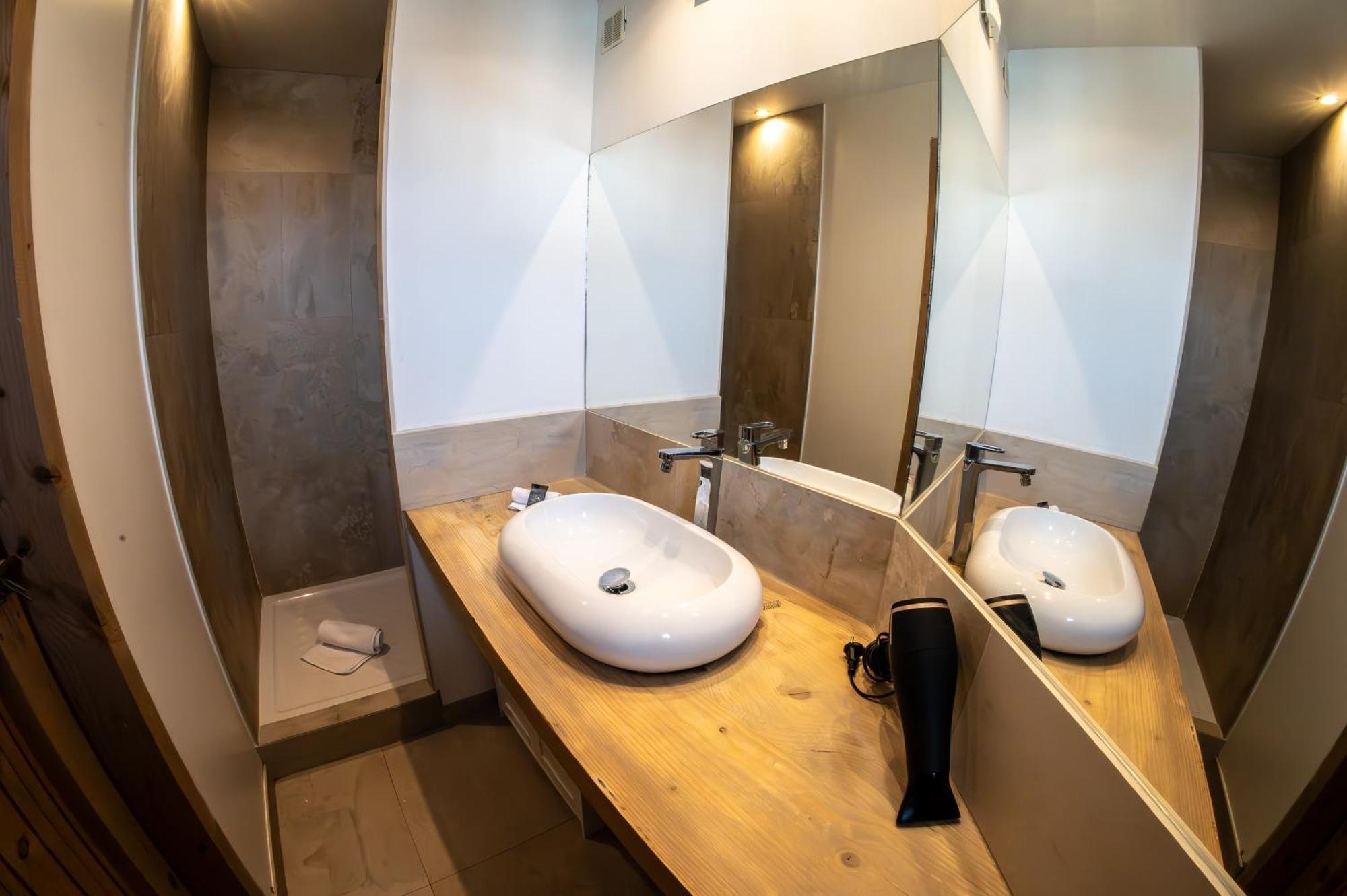 Apartamento Les 3 Monts - Vue Panoramique Sur Les Montagnes Annecy Exterior foto